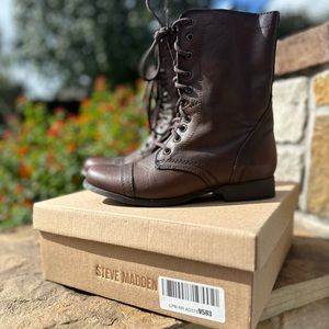TROOPA BROWN LEATHER size 9.5 women’s boots Steve Madden